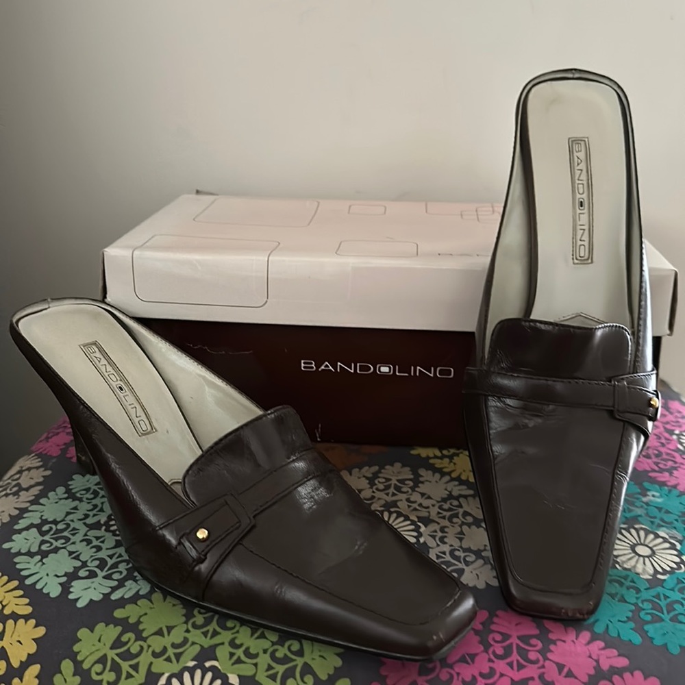 Bandolino Dark Brown Leather Slides